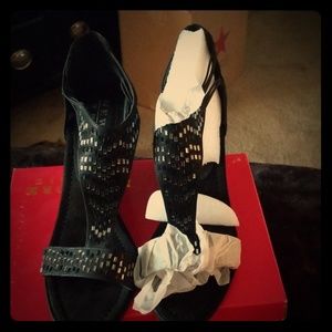 Black wedges with black and clear stones